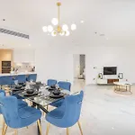 2 Bedroom With Beautiful Full Palm Waters Views