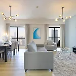 Livbnb - High Floor 2B With Marina View Walk To Beach