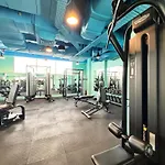 Sleek Difc Studio Perfect For Business & Leisure