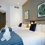 Exclusive 2Br Damac Prive With Balcony & Canal View
