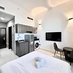 Al Manara Classic Deluxe Sheikh Zayed Studio