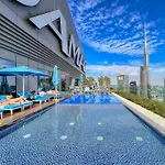 Luxe 2Br With Burj Khalifa View & Infinity Pool