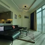 Dubai Skyline & Creek View - Homeyvillas