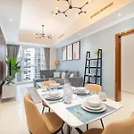 Heaven Crest Vacation Homes Downtown - Studio And 1 Bedroom Suites 2 Minute Walk To Dubai Mall And Burj Khalifa