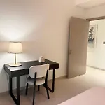 Holiday Boulevard - Brand New Stylish 1 Bed Next To Burj Khalifa