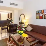 Flora Park Deluxe Hotel Apartments