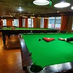 Kings Square Hotel Llc