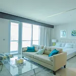 Dhh - U-Bora