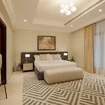 Fantastay Villa With Private Beach - Palm Jumeirah