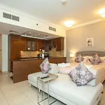 Prime Retreats - Downtown Dubai
