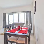 Oyo 378 Home 108 Mont Rose Tower A