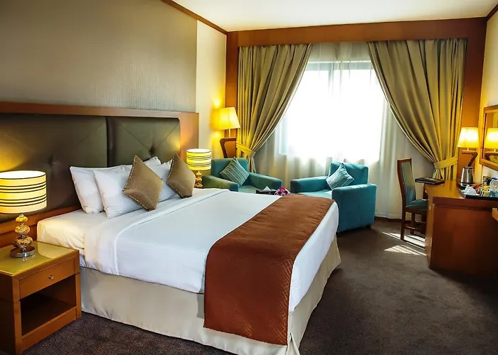 Landmark Summit Hotel
