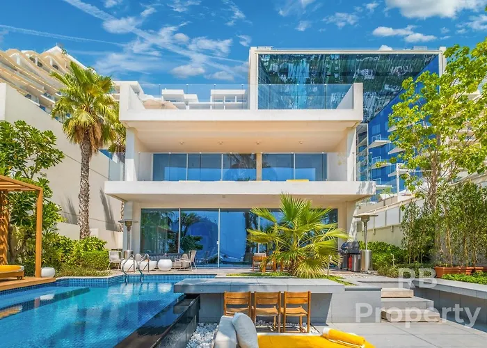 FIVE VILLA - Luxury Beach Front Hotel Villa, with Private Pool and Jacuzzi, Palm Jumeirah
