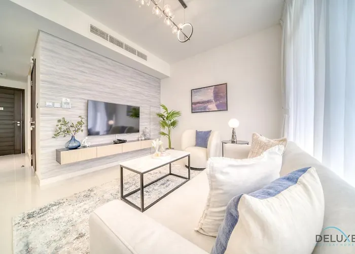 Cheerful 3Br Townhouse At Damac Hills 2, Dubailand By Deluxe Holiday Homes
