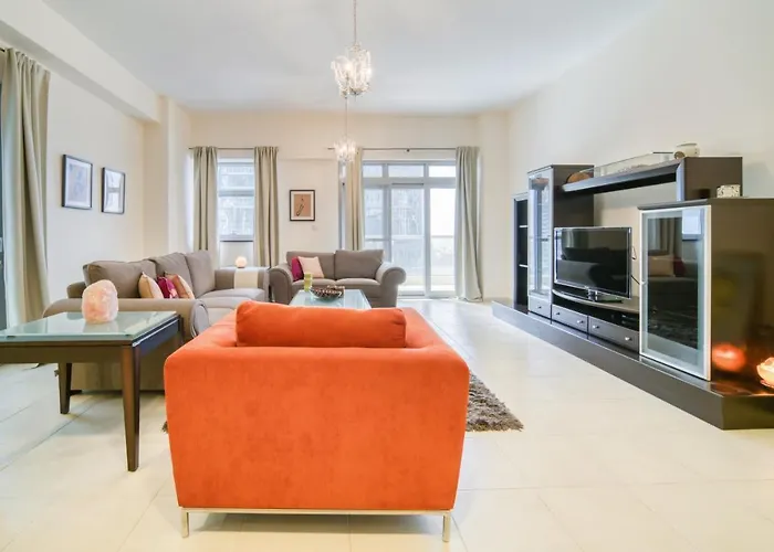Luxury 1Br Apartment Executive Towers Business Bay