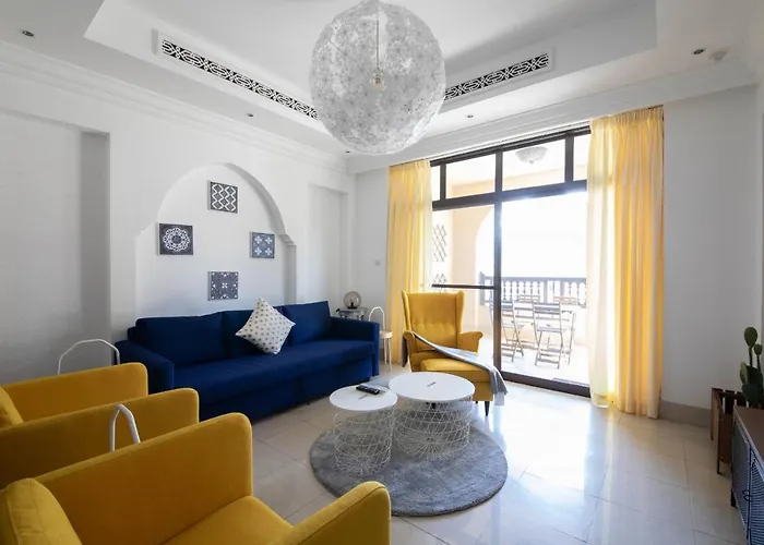 Chic 2Br With Burj Khalifa View In Souk Al Bahar