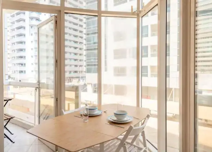 A Cozy Pearl In Dubai