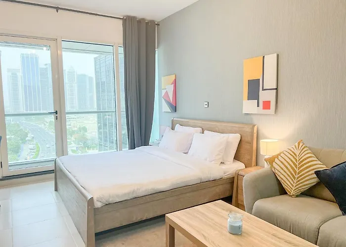 Cosmos Living Spacious Studio With Balcony
