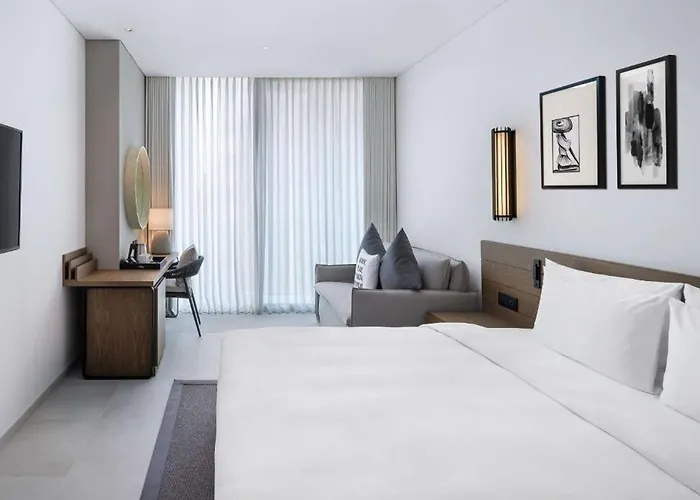 Radisson Beach Resort Palm Jumeirah