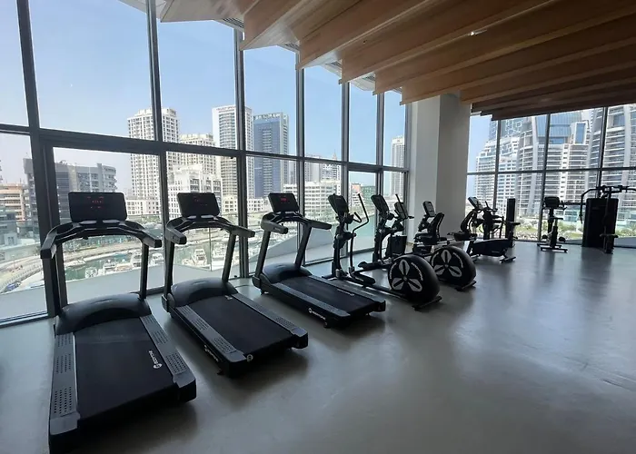 Stella Maris, Dubai Marina