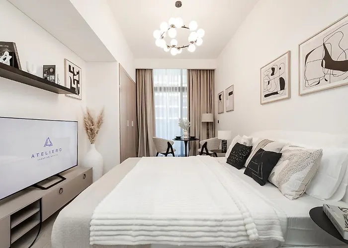 Modern Studio In Azizi Riviera