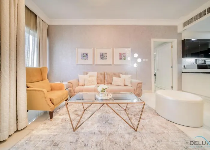 Chic 1Br At The Signature Downtown Dubai By Deluxe Holiday Homes