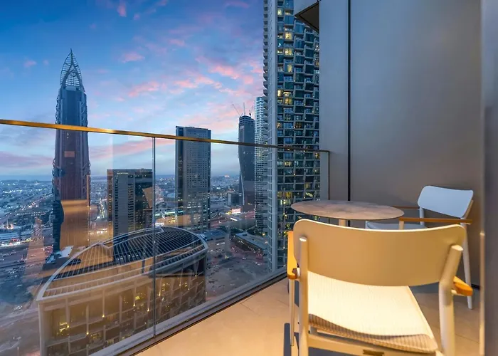 Fam Living - Address Residences Opera - 2Br Downtown Opulence