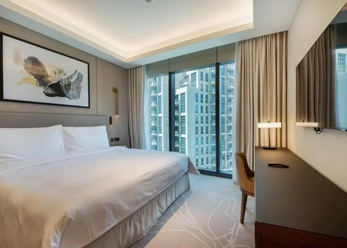 Luxurious Stay In Downtown Dubai