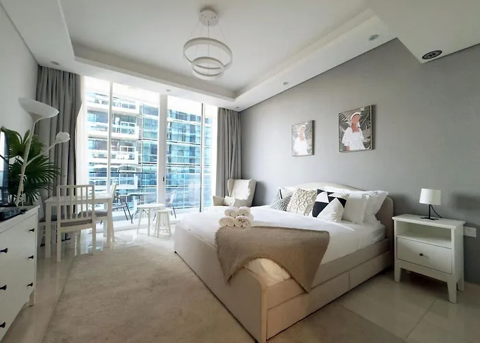 Canal Access Studio, 1 Min Walk To Business Bay Marina