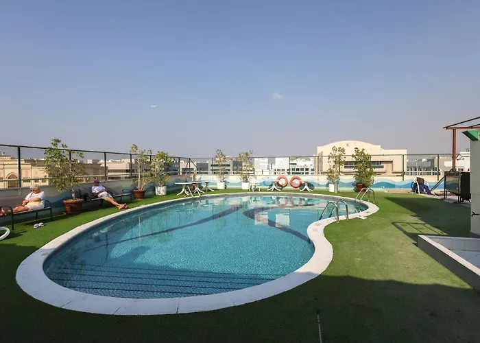 Aavri Hotel