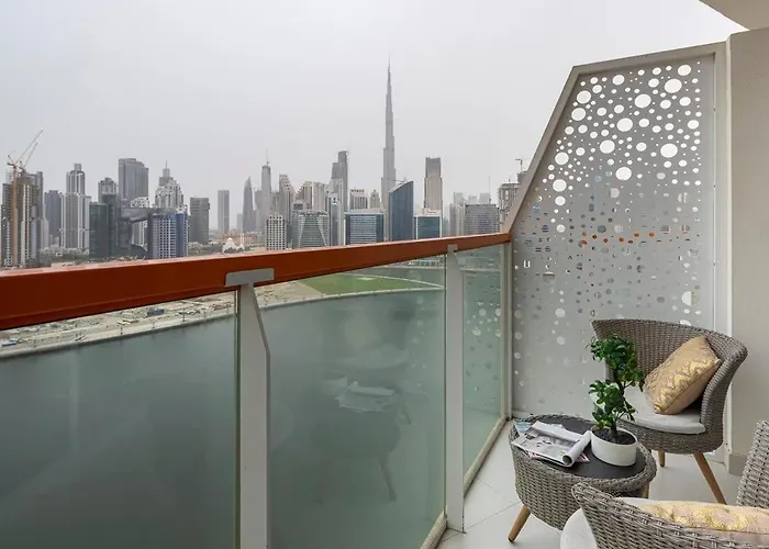 Frank Porter - Millenium Binghatti Residences