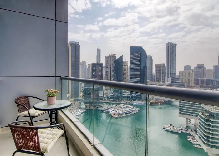 Guestready - Exquisite Getaway With Marina Views
