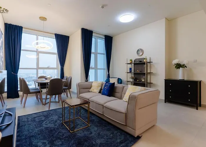 Dubai Modern Apartment L Sleeps 4 L 2 Baths