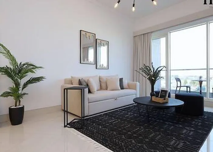 Gorgeous 2 Bed Apt In Al Warqa