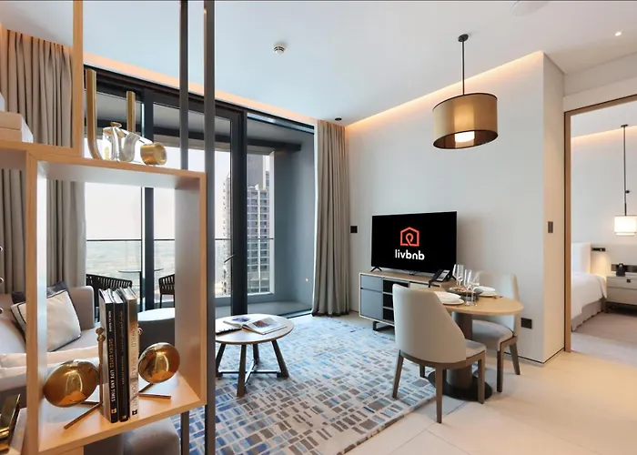 1Bhk With Marina And Partial Sea Views