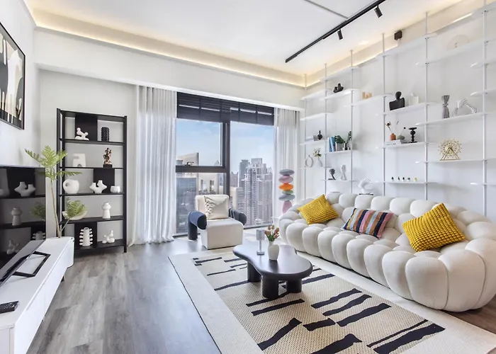 Classy 2 Bedrooms Near Burj Khalifa