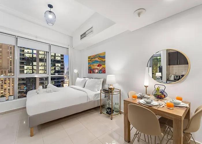 First Class Studio Cozy Urban Retreat
