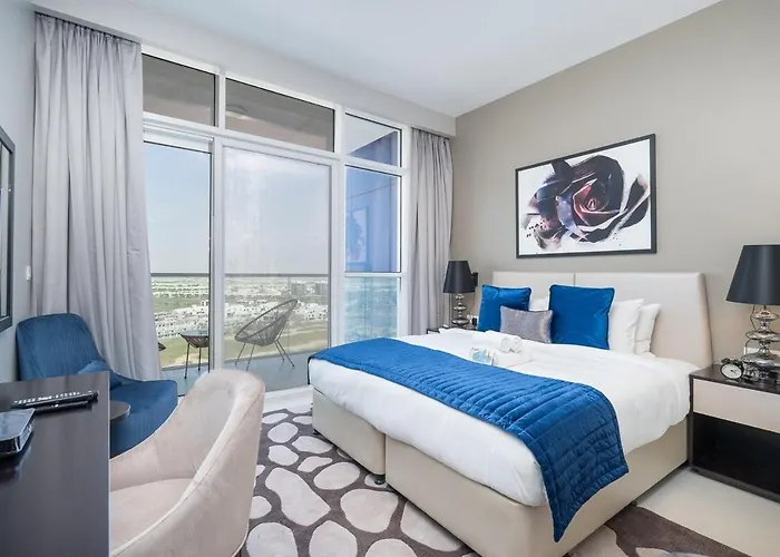 Stylish Studio Apartment In Damac Hills With Skyline Views