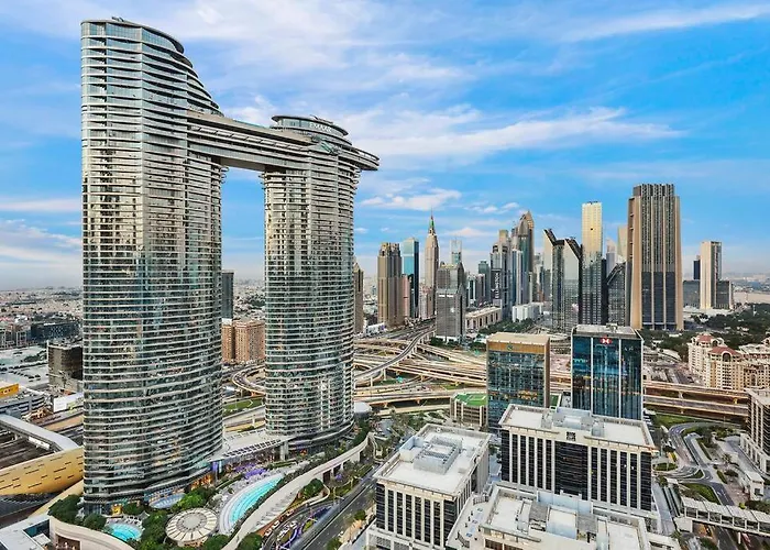 First Class 3Br Panoramic Skyline View