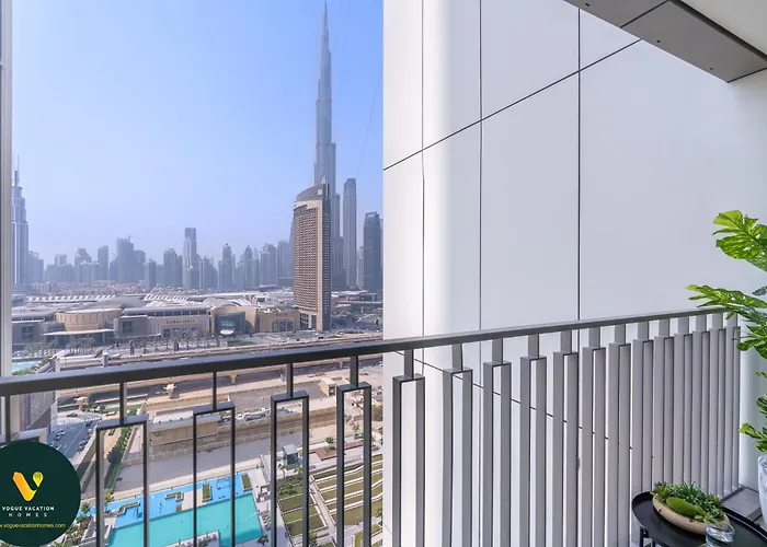 Downtown Views II - Vogue Two Bedroom Apartment With Balcony And Full Burj Khalifa View, Conveniently Located Opposite Dubai Mall Skybridge