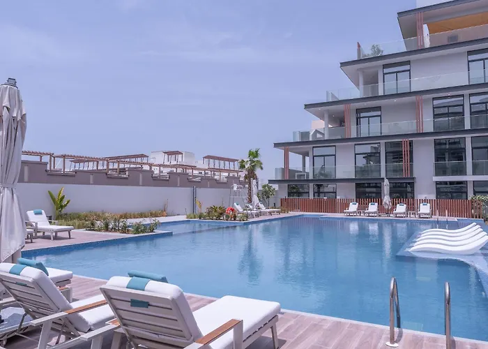New Listing - Top Amenities In Jvc
