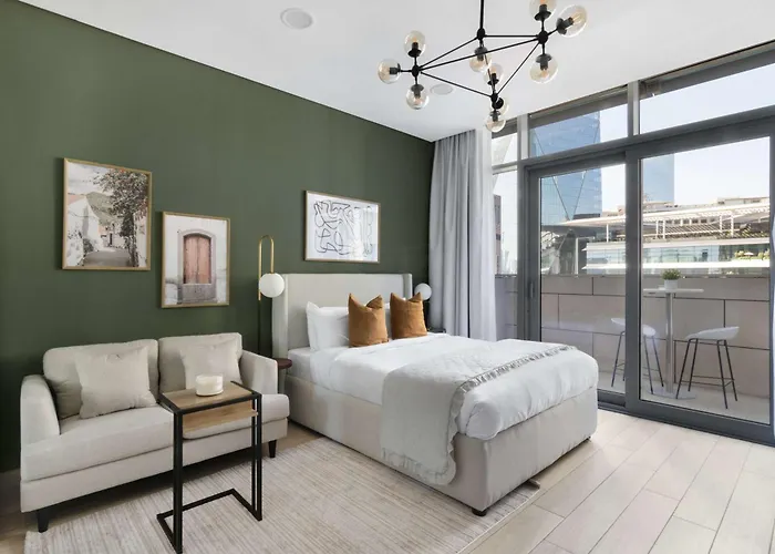 Silkhaus Great View Studio With Balcony In Burj Daman