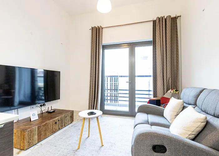 Chic Fully Furnished Studio Joya Verde