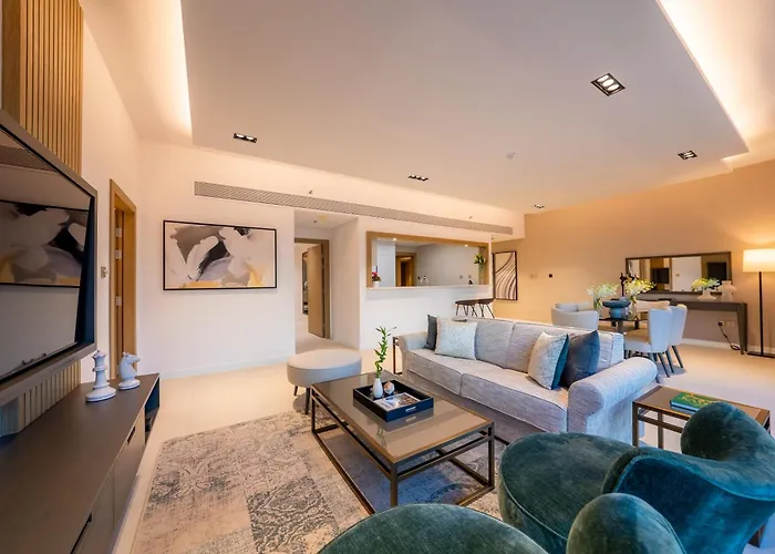 Cheval Maison - The Palm