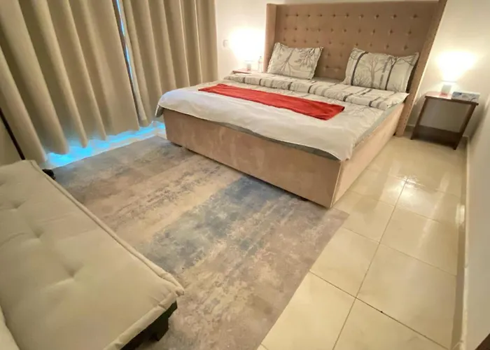 Classic Villa Rooms Opposite To Mirdif City Center