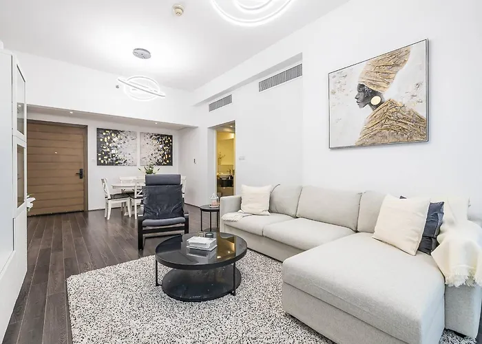 Spacious 2 Bedroom Apartment - J8 - Al Sufouh