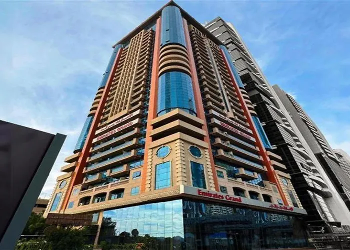Emirates Grand Aparthotel