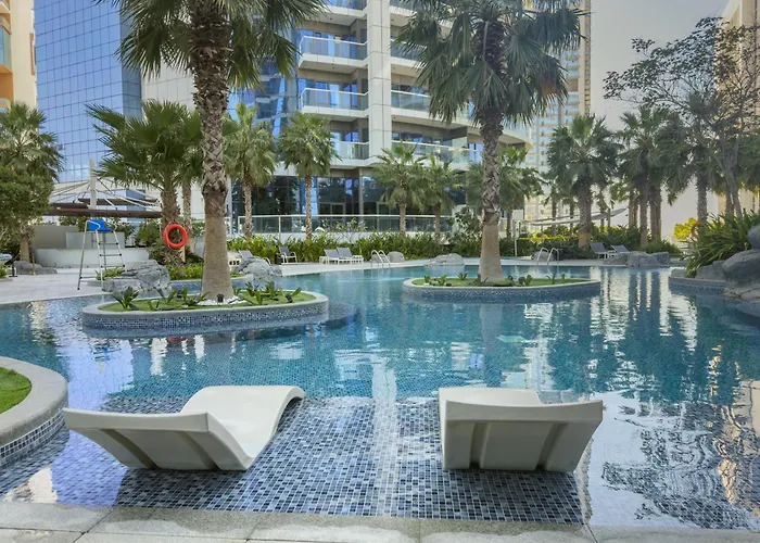 Luxurious 1Br W & Pool, Sauna & Gym Near Burjkhalifa