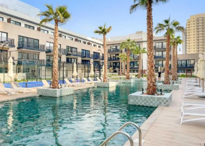 Modern Living In Oakley Square Fully Furnished 1Br