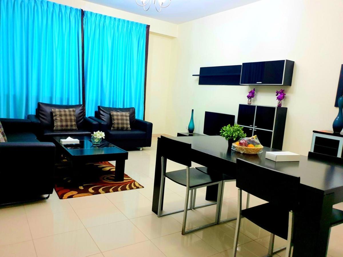 Fortune Classic Apartment, Airport ,near Dafza Metro Station 4* Dubái